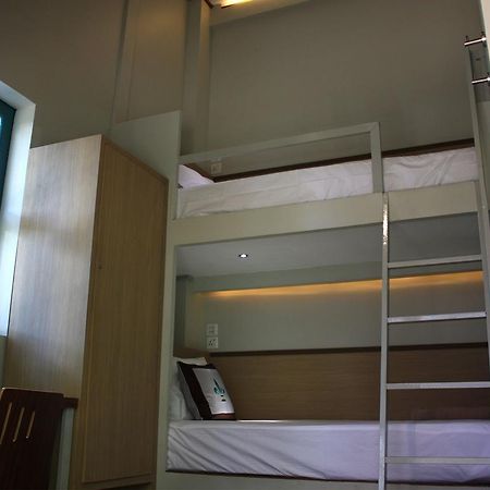 Pickled Tea Hostelヤンゴン エクステリア 写真